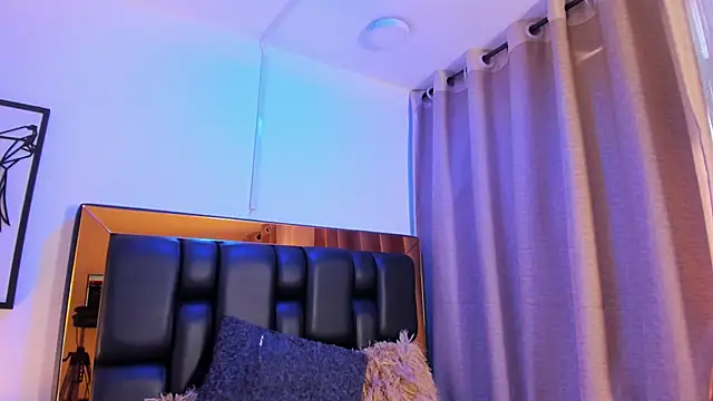 Katalina_Evans webcam