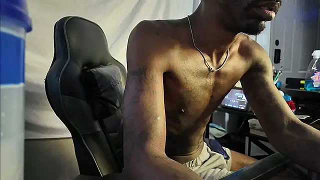 Triggerhappycj100 webcam