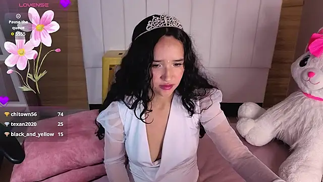 bella_vibess_s webcam