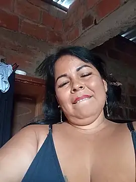 Mother-Big-tits webcam