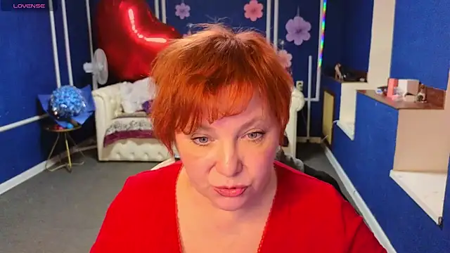 Kira_Kingslee webcam