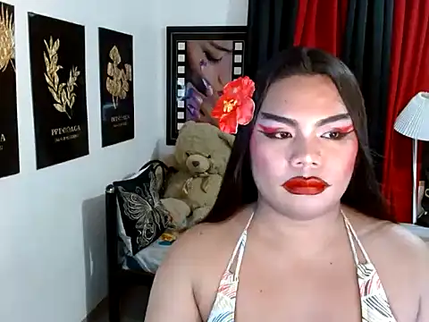 TSbrianaHugeCock webcam