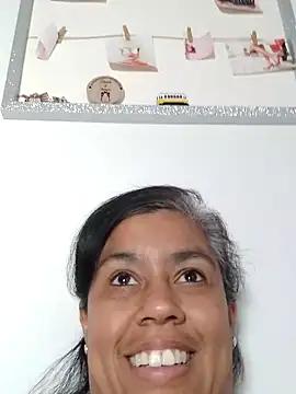 Webcam Model (Molly_newman6)  is live.Free join now!