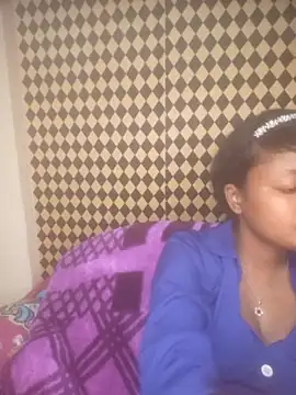 Freakingromance webcam