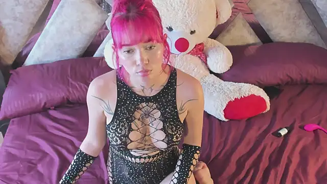 Pleasure_Aurora webcam