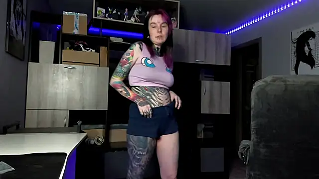 HighelikeGirl webcam