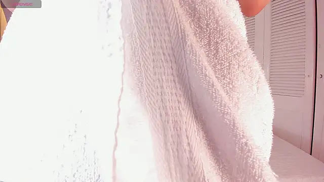 ALICESANDOVAL webcam