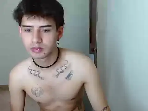 mike_smith03 (M twink) - VOTE ALL MY MILK