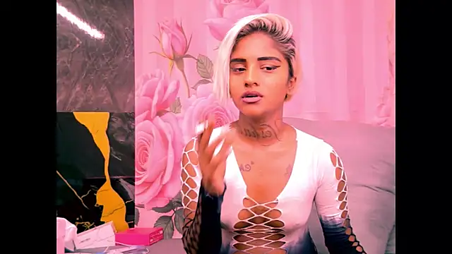 indian_barbie webcam