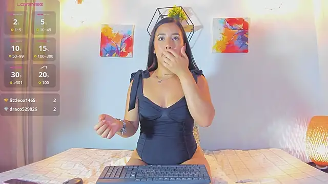 cristalqueen21 webcam