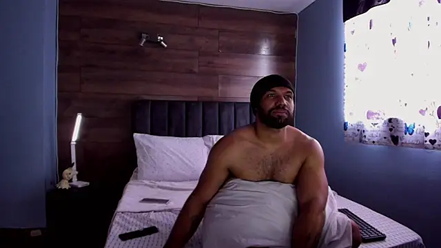 anthonylatynxd live sex cam