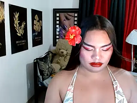 TSbrianaHugeCock webcam