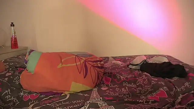 pocahotass_11 live sex cam