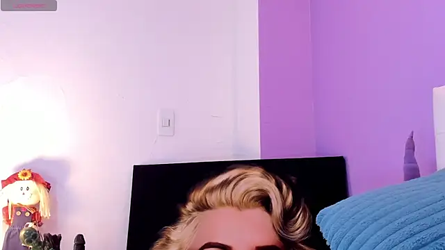 Charlotte11-11 webcam