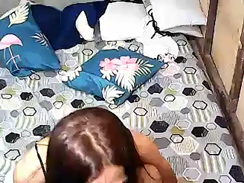 xxhottinybabe webcam