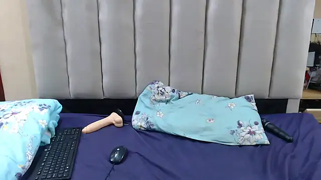 XxxExoticxx27 webcam