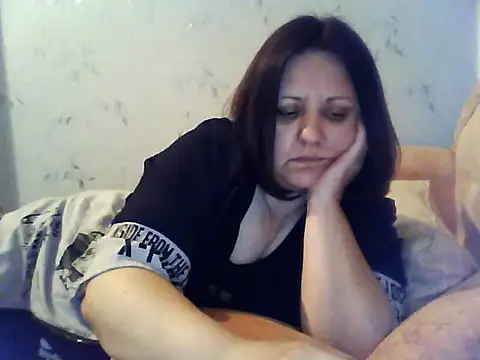 LockyCharm111 webcam