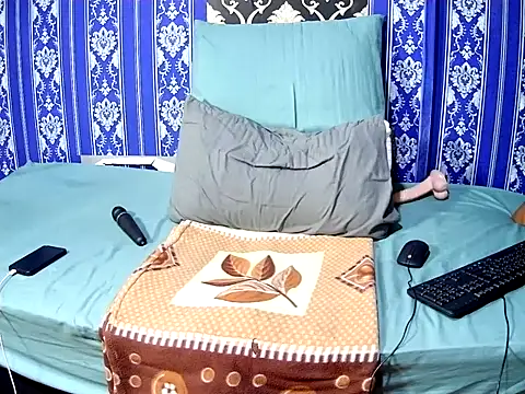 YummyBrownyxx webcam