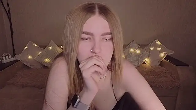 ViolettaLopez webcam