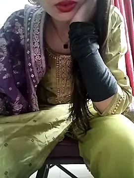 Webcam Model (Noor_Darliing)  is live.Free join now!