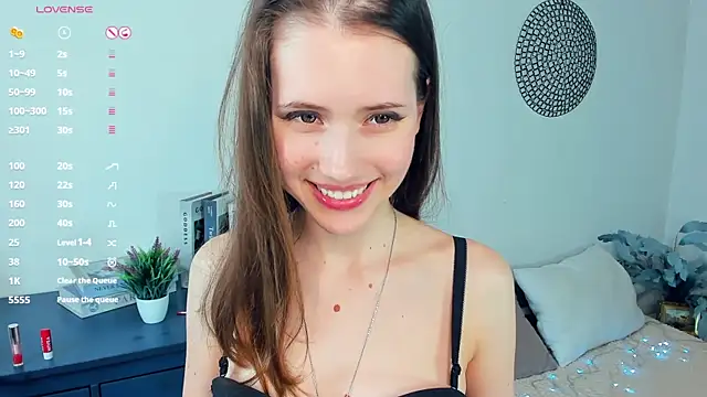 OdiIiaChavarria live sex cam