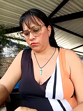 Dirty_Pregnant_Mommy webcam