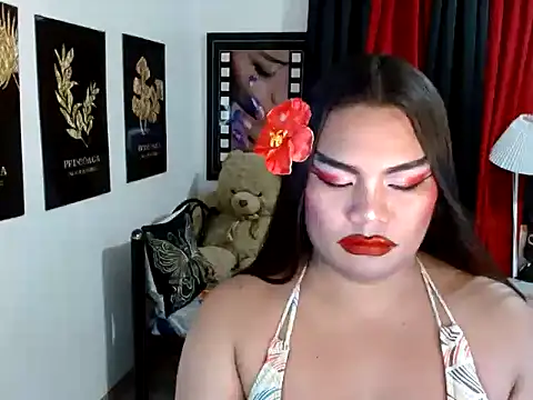 TSbrianaHugeCock webcam