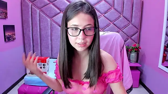 sarah_sweett_ webcam