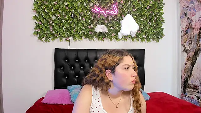 valeria_and_zoe webcam