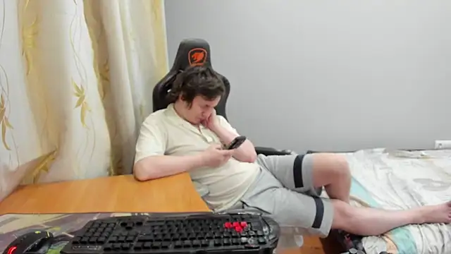 iliaskrislove webcam