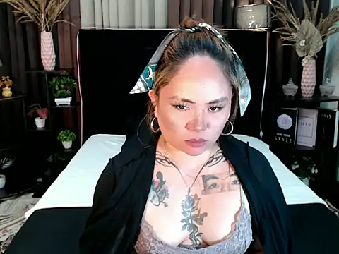 EstellaStarXxx webcam