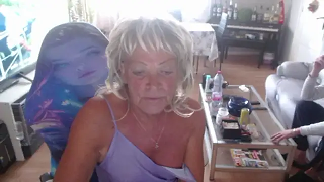 Anjela30 webcam