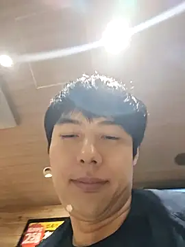 whitebriefboy webcam