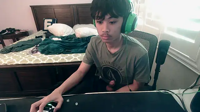 youngasianboy2007 webcam