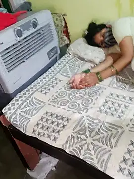 Cuple_masti72 webcam