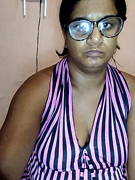 indianstrawberrylips4u webcam