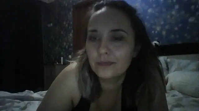 Alisa07qw webcam