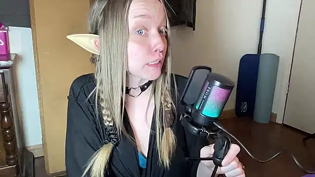 ElfGirlAna webcam