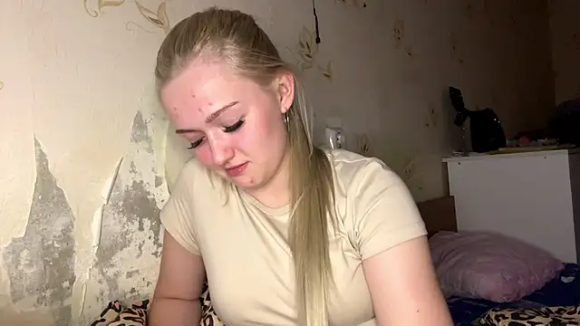 Sophia_Blonde webcam