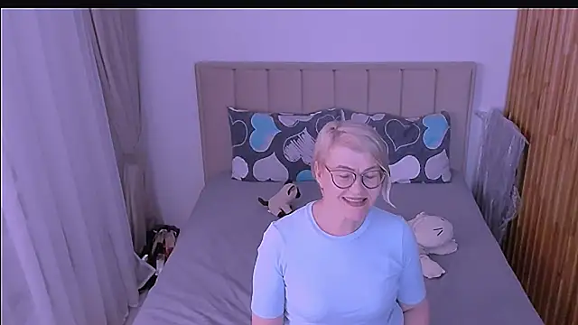 sabrinamacmarren webcam