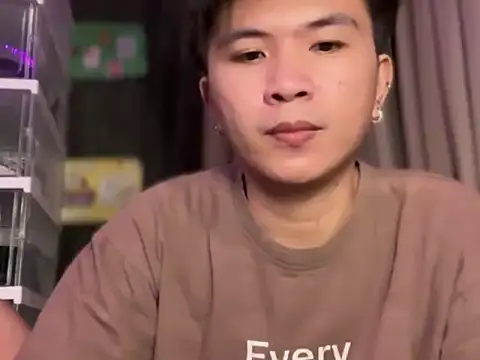 Sweetified_cum webcam