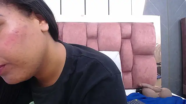 arianna_pearl webcam