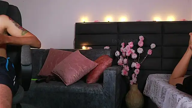 kathieandpovcock1 webcam