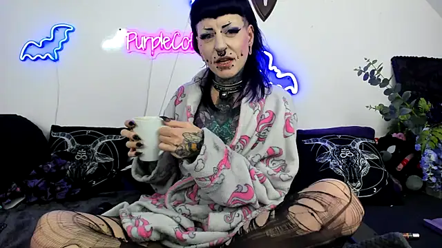 Purple_Coffin666 webcam