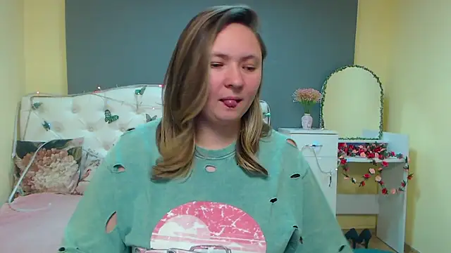 sallyverda - SallyVerda's free webcam - UK Sex Cams