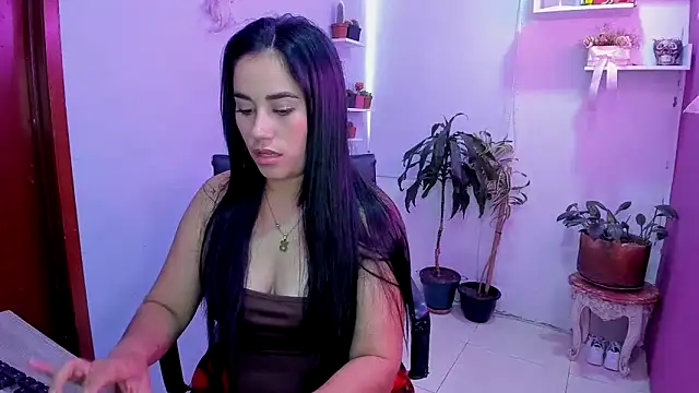 _sulmatevans_ - _sulmatevans_'s free webcam - UK Sex Cams