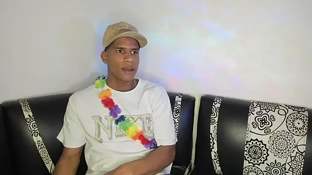 Live sex cam di JUANBIGCOCK21CM