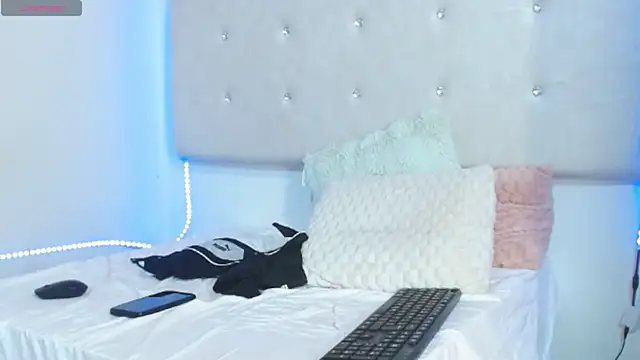 golden_raiden_12 - Golden_raiden_12's free webcam - UK Sex Cams