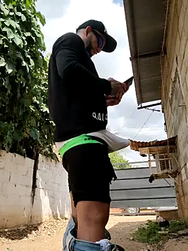 PIGHIGHDIRTY_p0 webcam