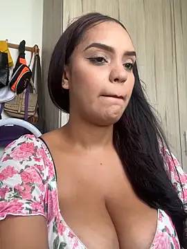 Sara-77 webcam